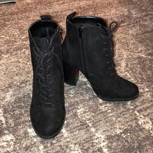 Express Heeled Booties